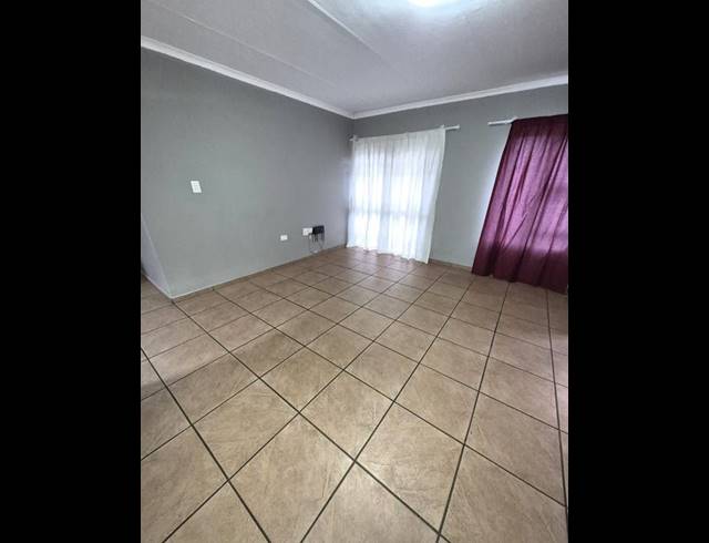 3 BEDROOM PROPERTY TO RENT IN LYDENBURG RURAL